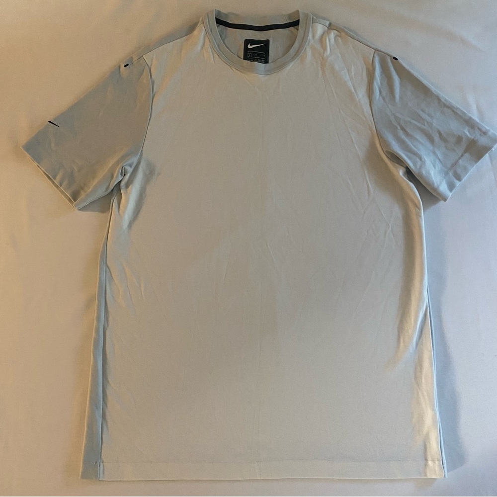 Nike Tech Pack Shirt Men L SLIM White Gray Contrast Athletic Sportswear Gym Tee